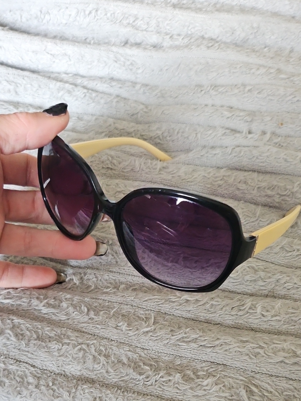 Banana Republic "Banana Pie"